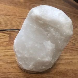 color changing Himalayan salt rock lamp